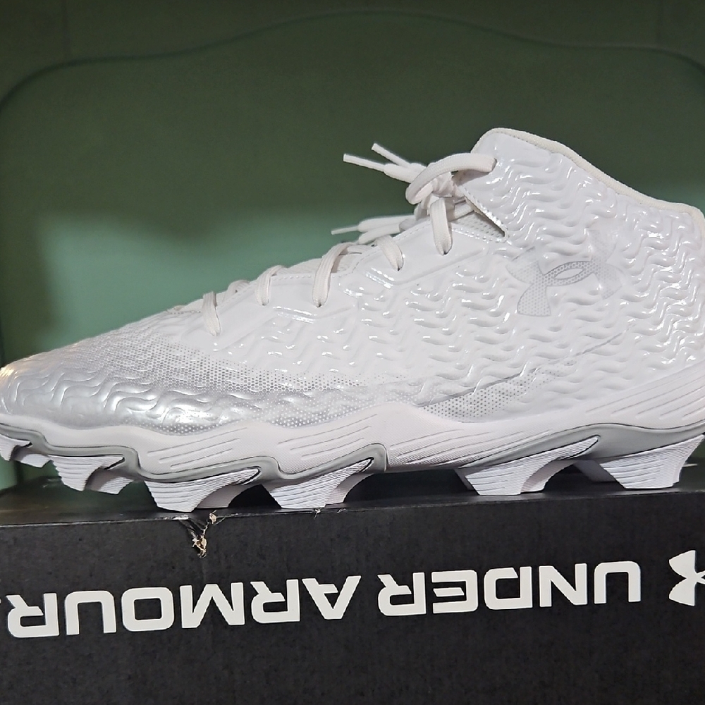 Under Armour Men’s Spotlight Hammer MC Football Cleats: WHITE/GRAY: NIB: SIZE 15